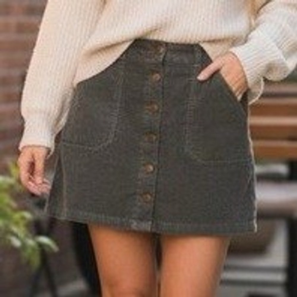 Jolt Green Corduroy Button Front‎ Mini Skirt Size 7/28W